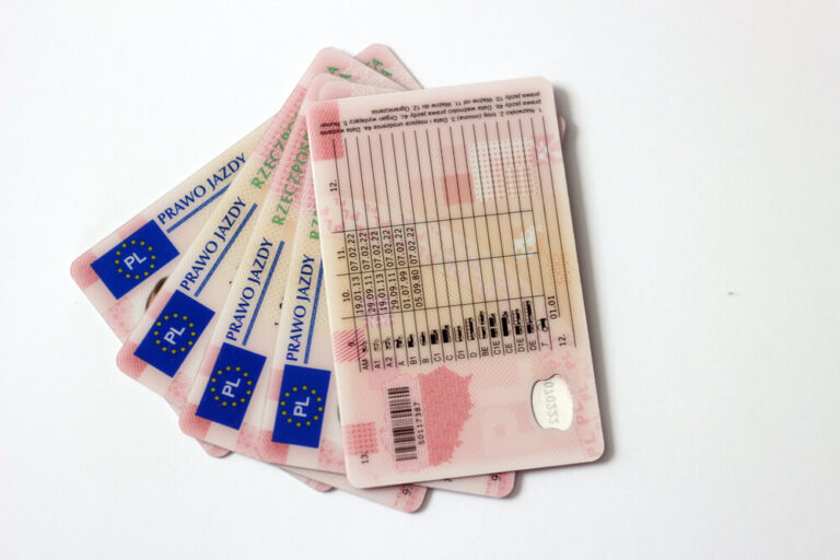 kup prawo jazdy w polsce